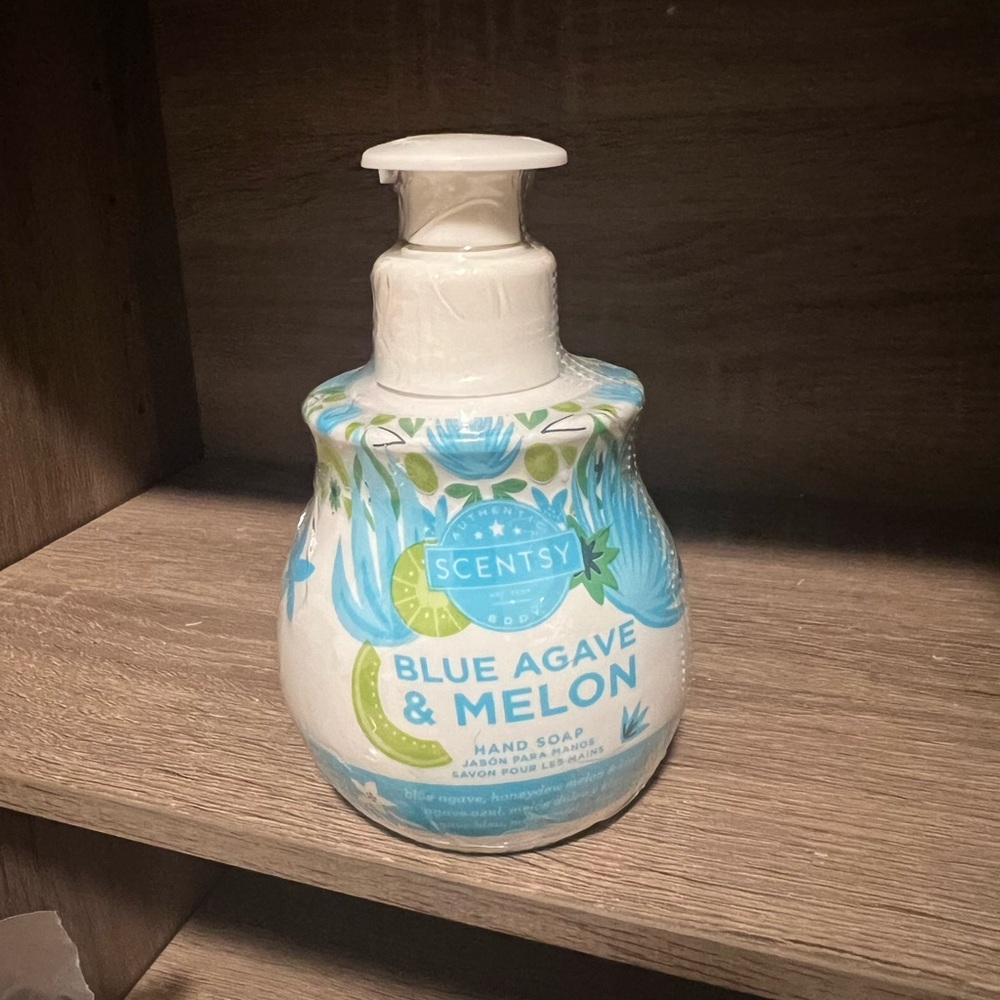 Scents hand soap